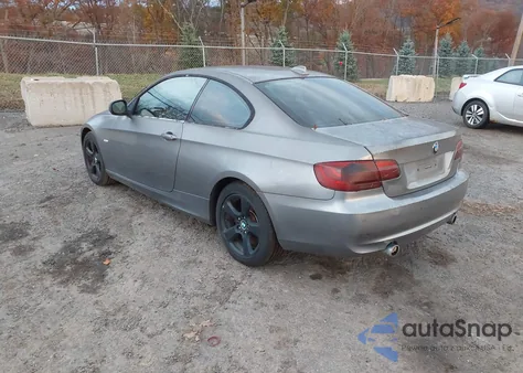 2011 BMW 335I xDrive z USA, uszkodzony, nr VIN WBAKF9C5XBE619808